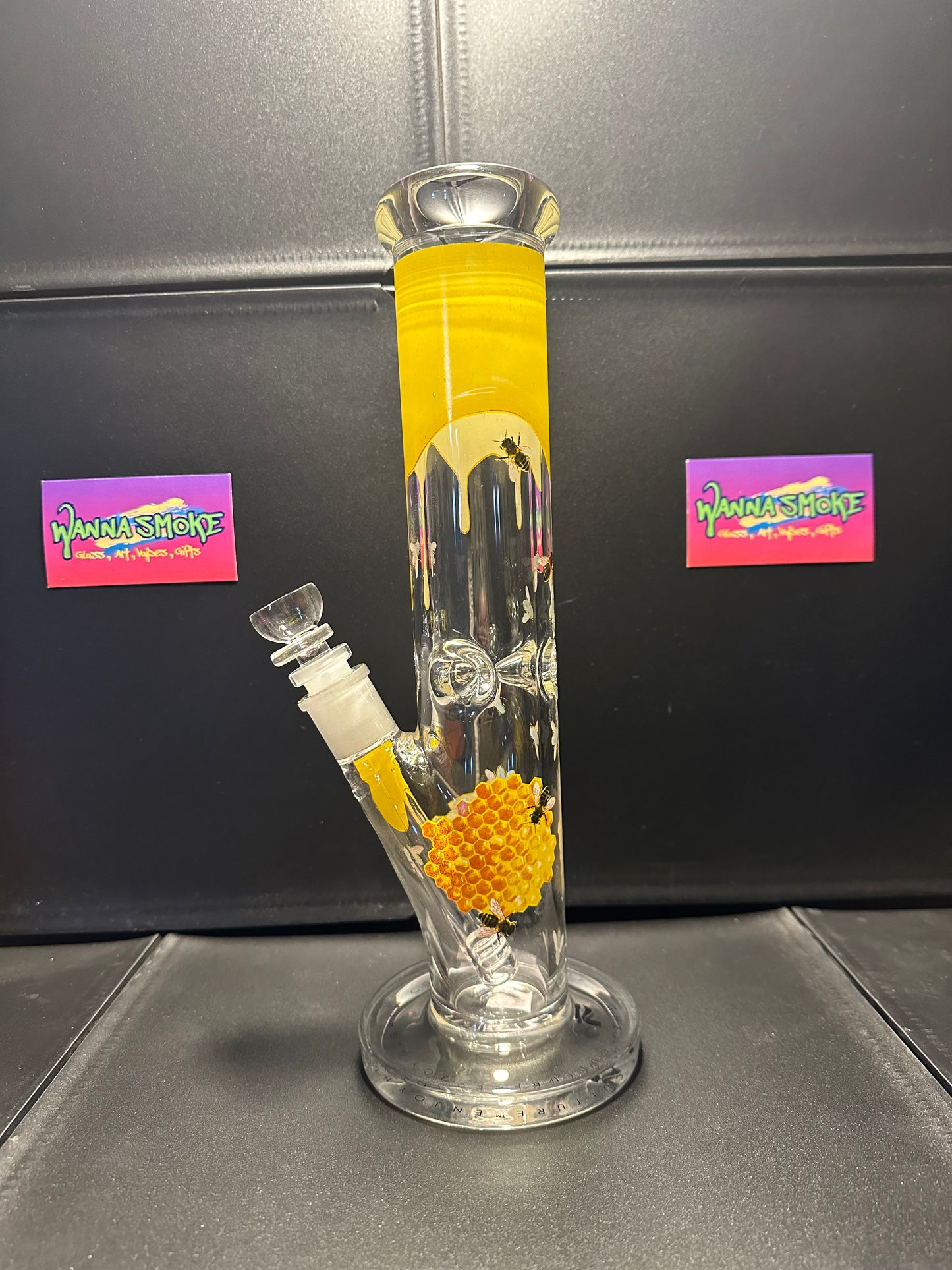 Pulsar Honey Comb Beaker